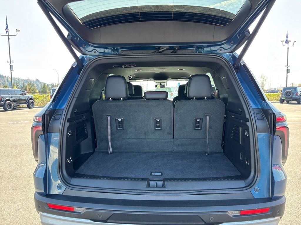 2025 Chevrolet Traverse Z71