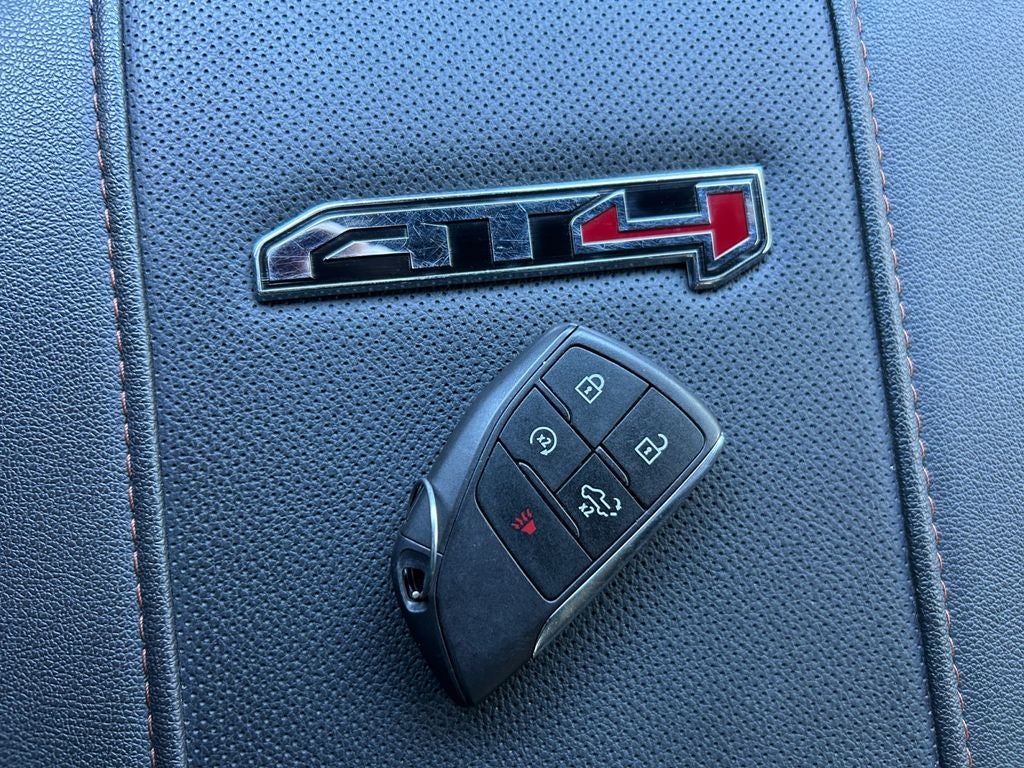 2025 GMC Sierra 2500HD AT4