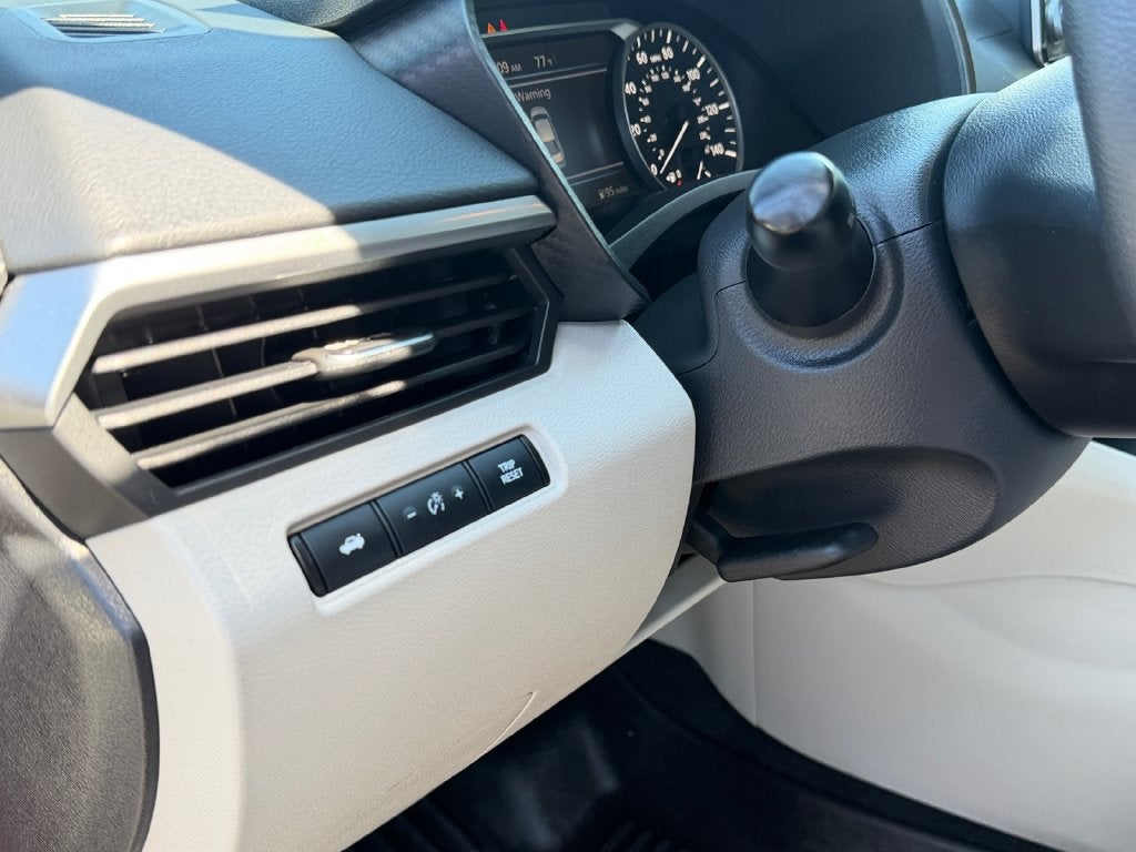 2021 Nissan Altima 2.5 SV