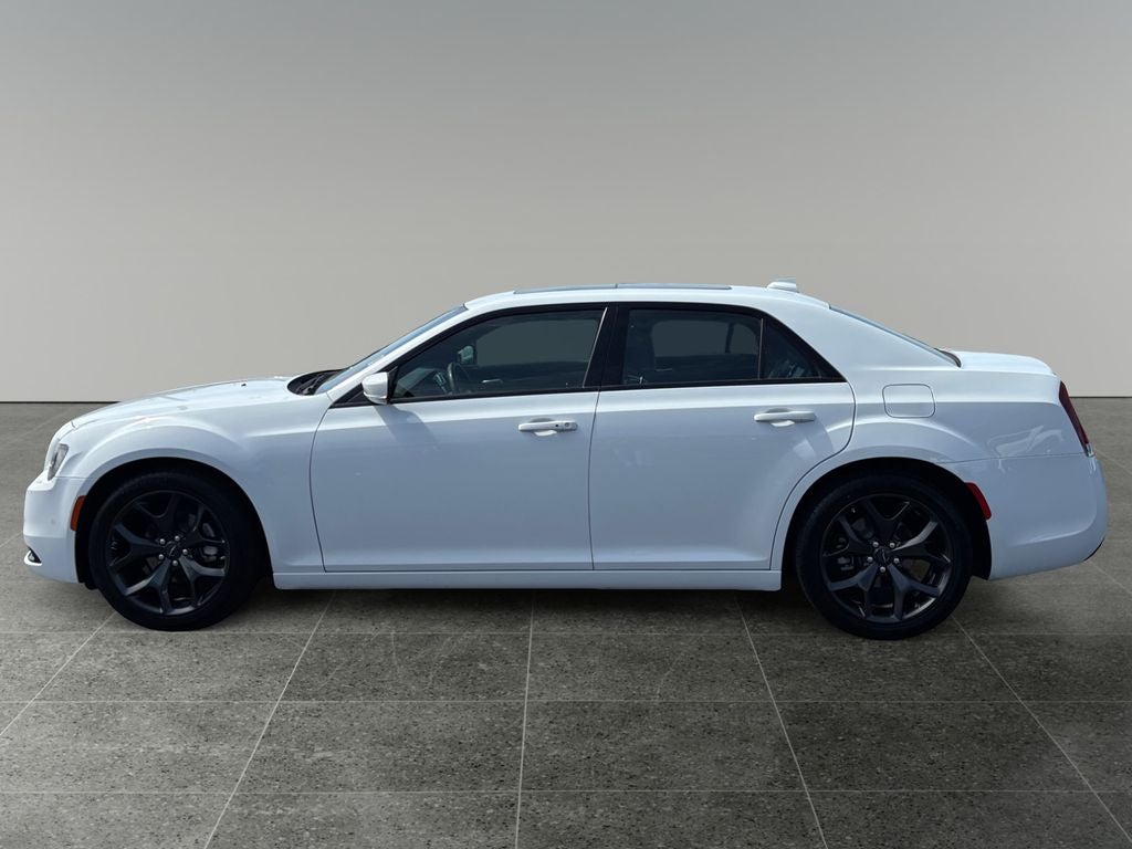 2023 Chrysler 300 S