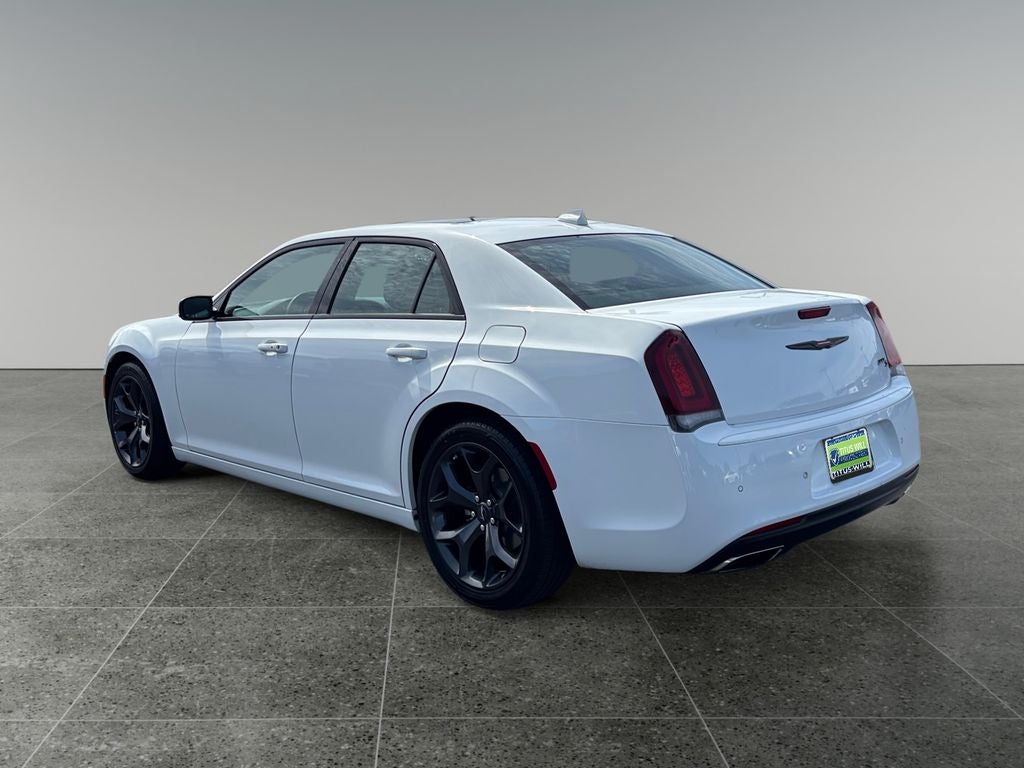 2023 Chrysler 300 S