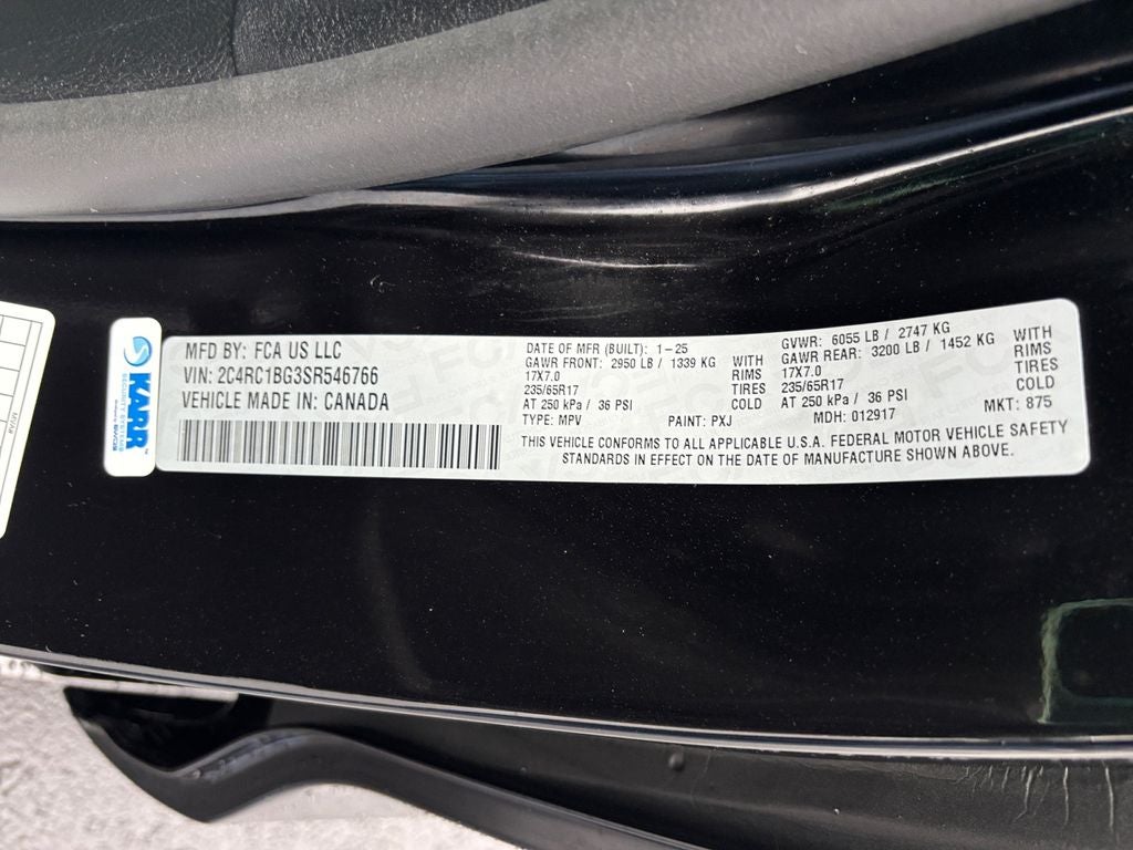 2025 Chrysler Pacifica Select