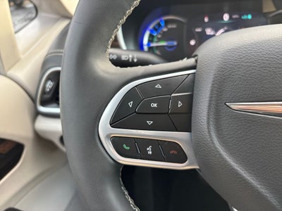 2023 Chrysler Pacifica Hybrid Limited