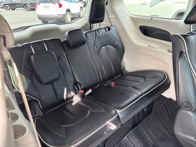 2023 Chrysler Pacifica Hybrid Limited