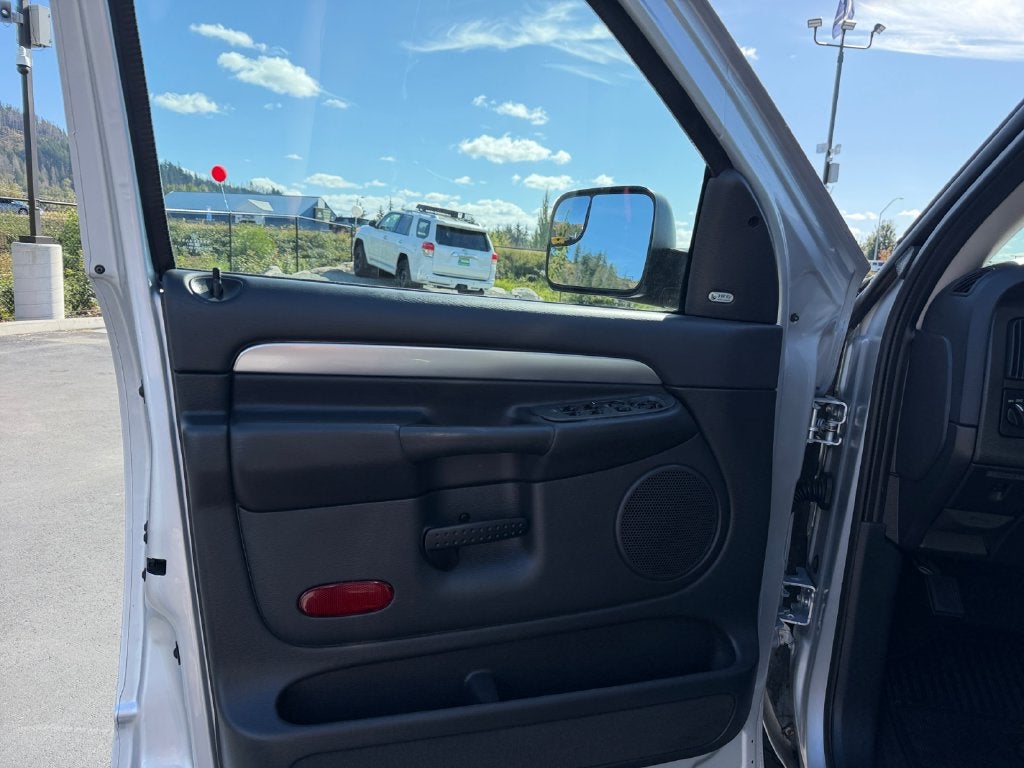 2004 Dodge Ram 3500 Laramie Longbed 5.9L