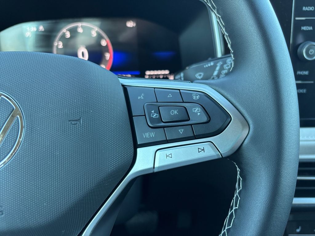 2025 Volkswagen Taos 1.5T SE