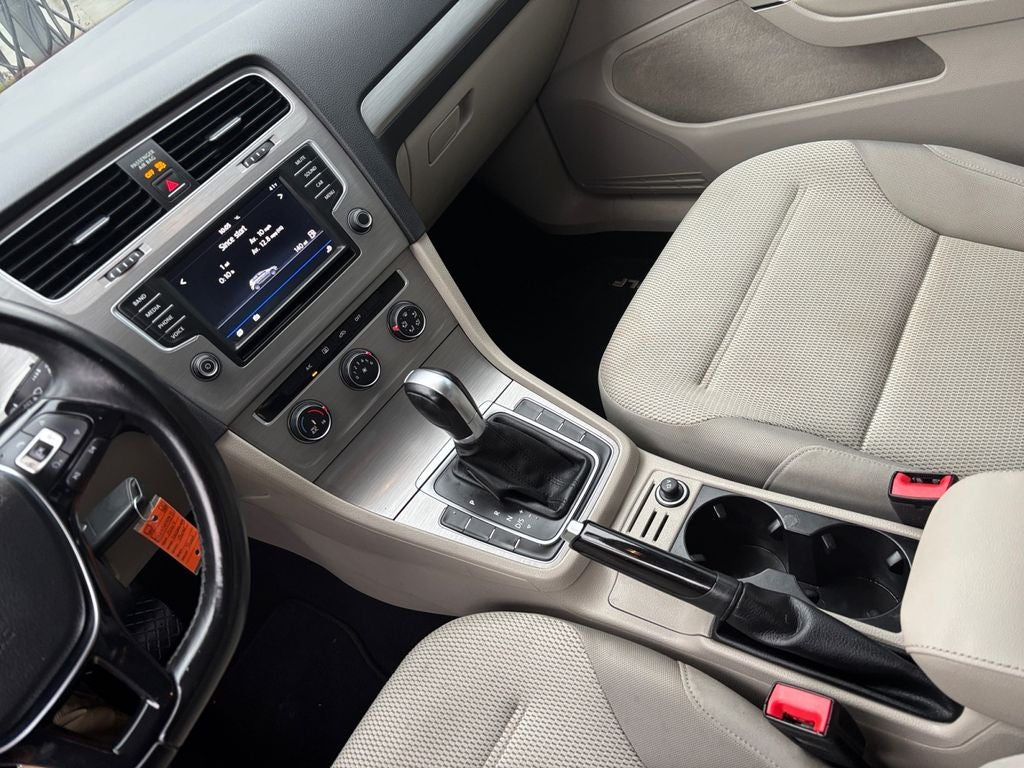 2017 Volkswagen Golf TSI S 4-Door