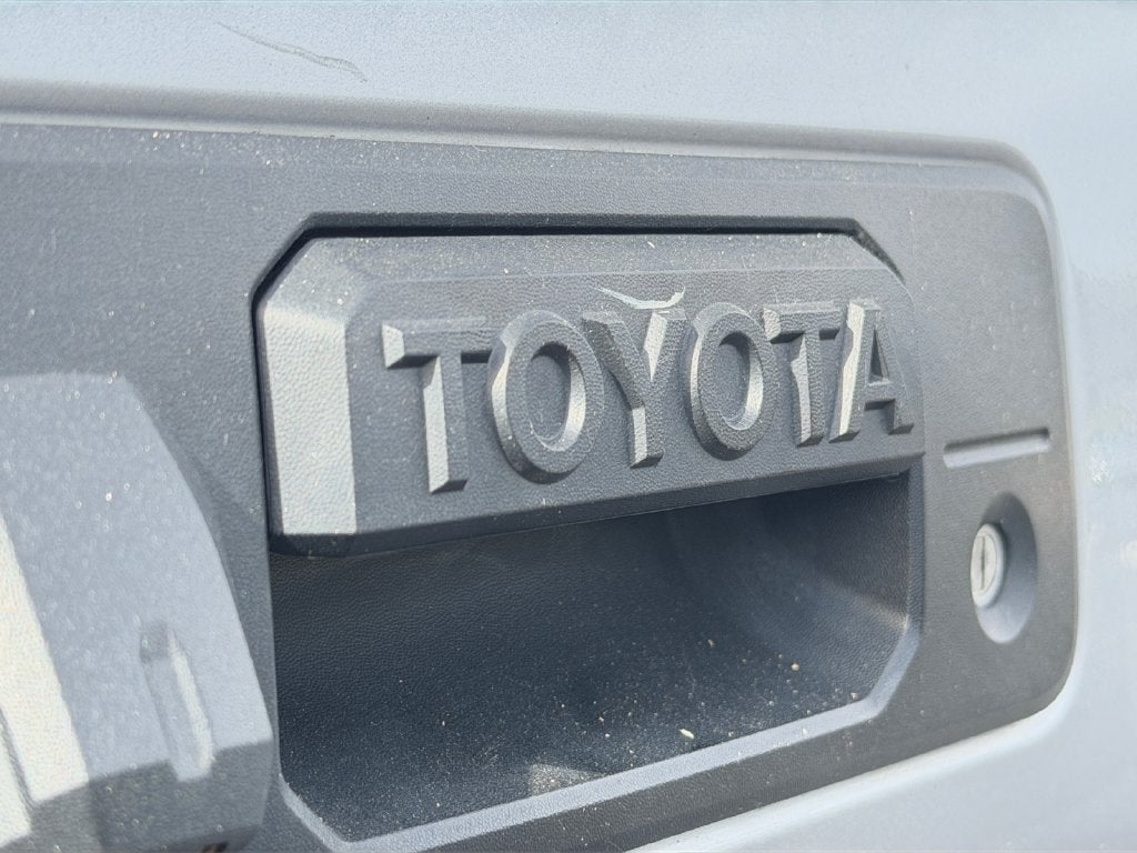 2018 Toyota Tundra SR5