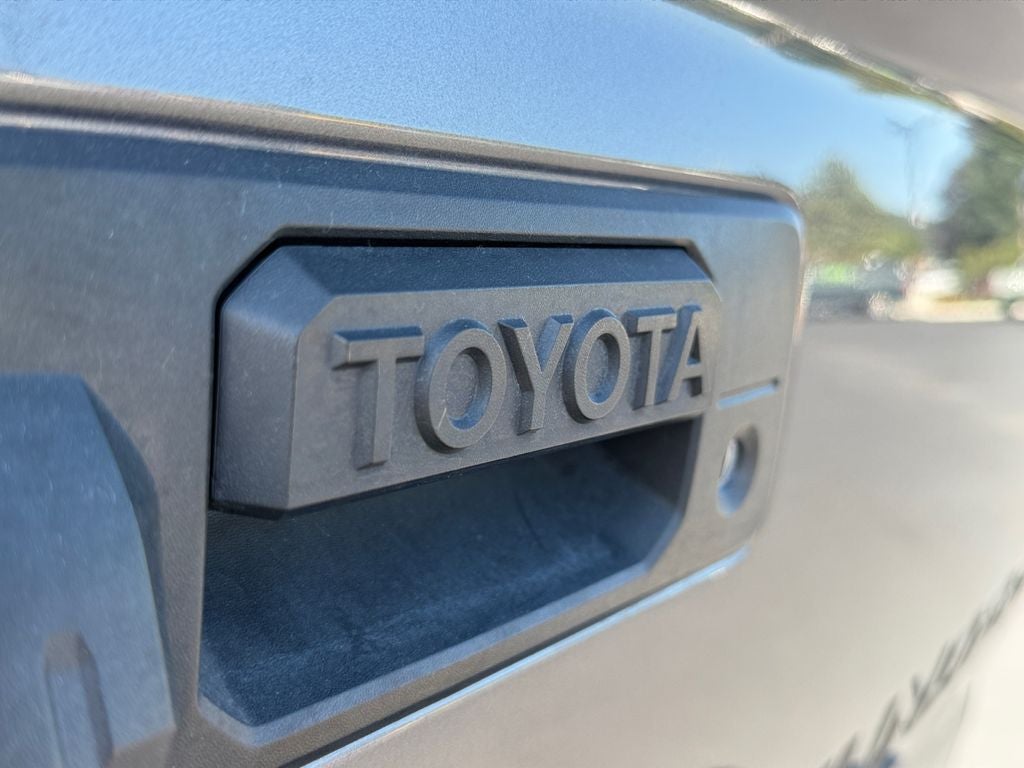 2018 Toyota Tundra SR5