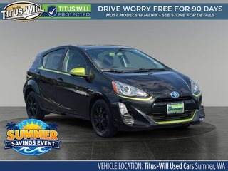2016 Toyota Prius c Persona Series
