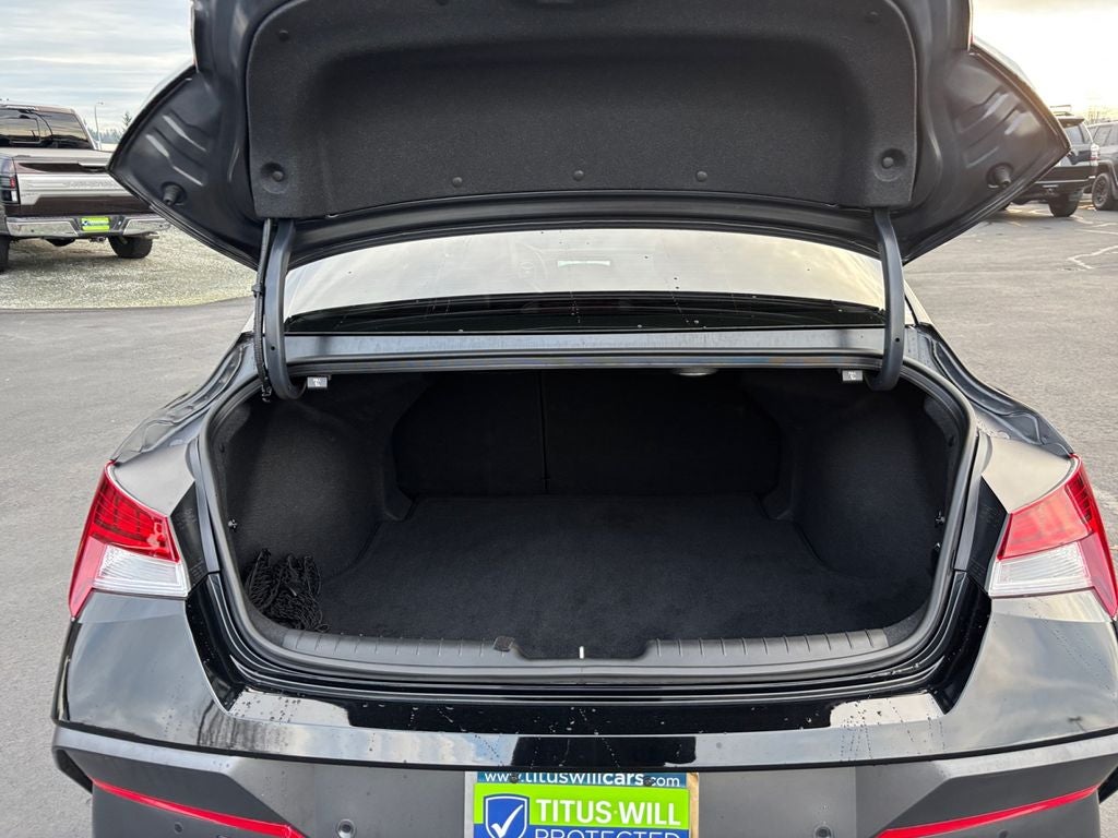 2024 Hyundai Elantra Hybrid Limited