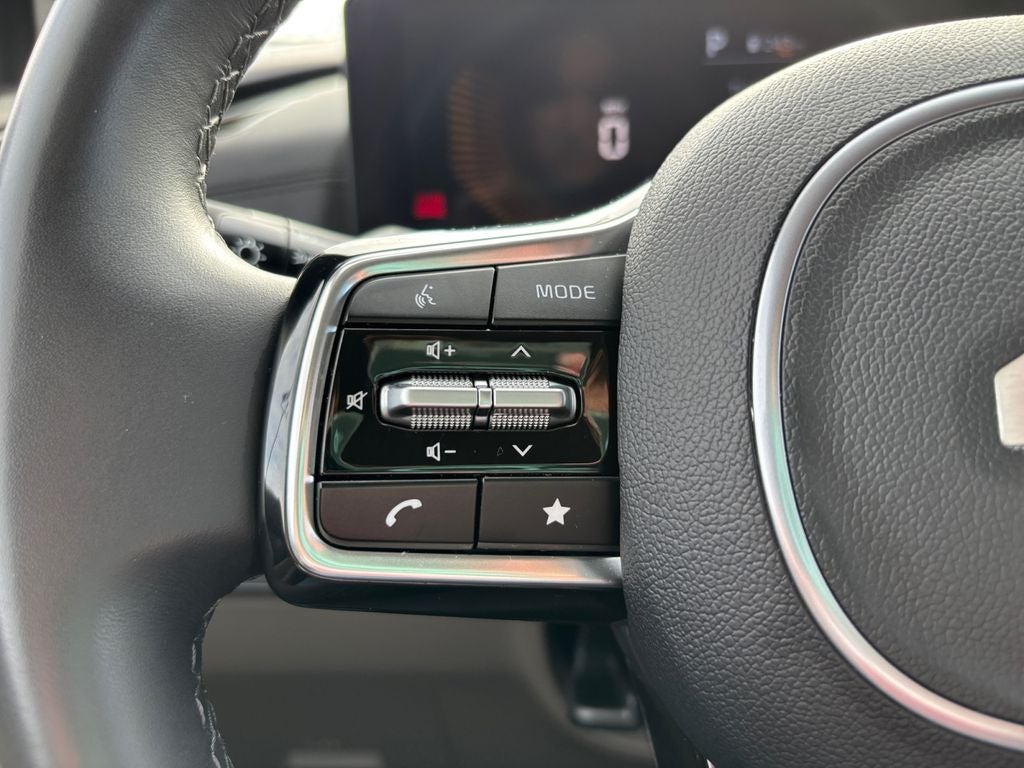 2025 Kia Carnival LXS