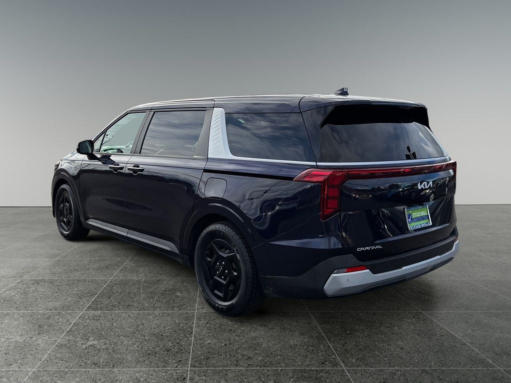 2025 Kia Carnival LXS